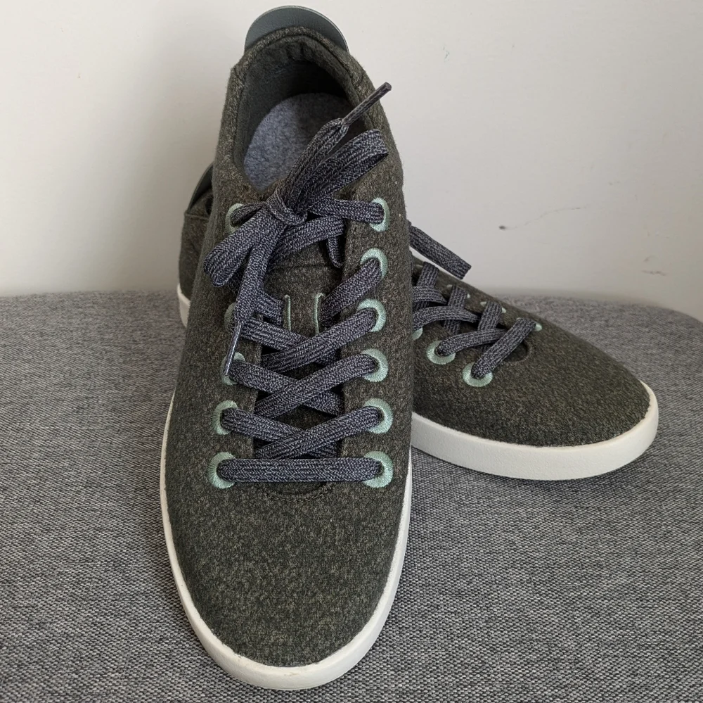 AllBirds Gray White Piper Merino Wool Women's Size 11 Sneakers Shoes - Picture 2 of 16